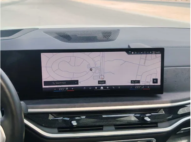Car image 22