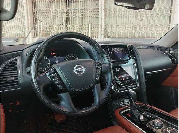 Car image 27