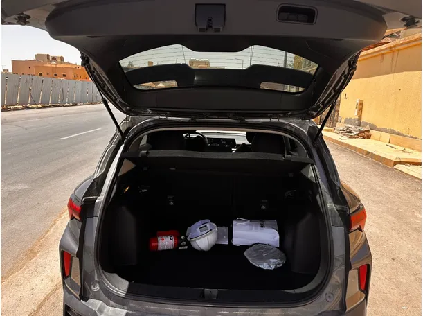 Car image 22