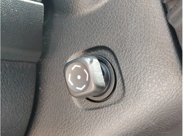 Car image 41