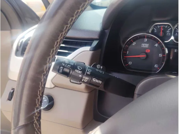 Car image 27