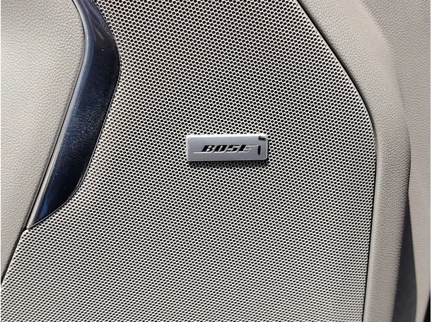 Car image 33