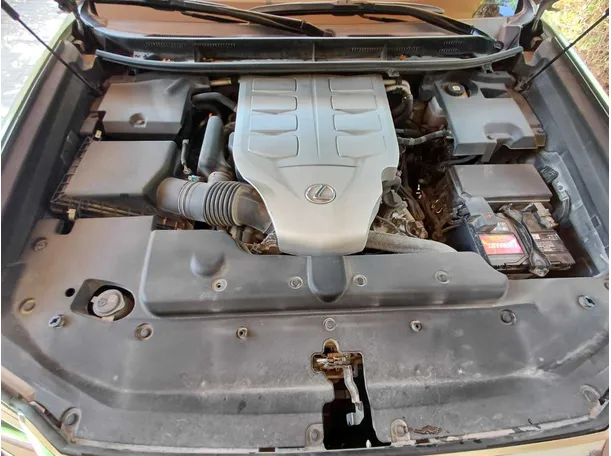 Car image 22