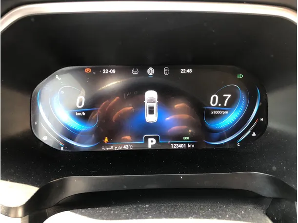 Car image 17