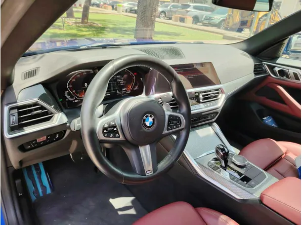 Car image 27