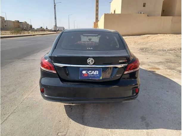 Car image 6