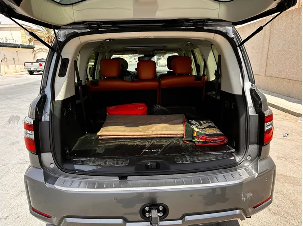 Car image 23