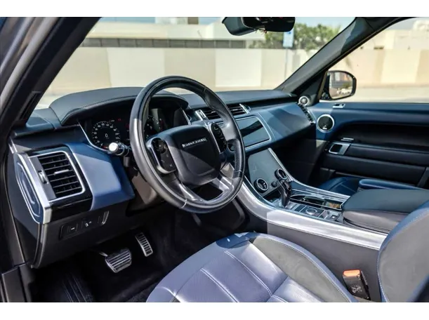 Car image 7