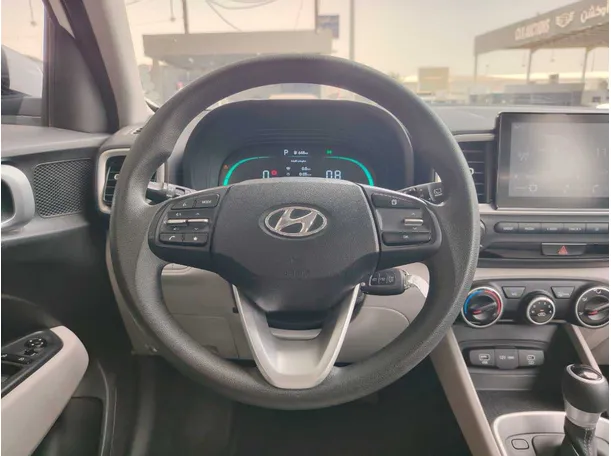 Car image 21
