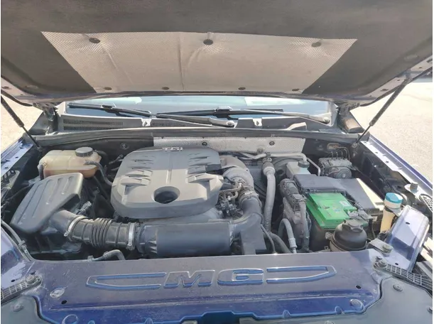 Car image 24
