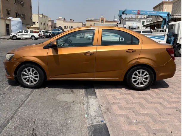 Car image 8