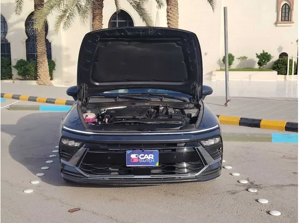 Car image 32