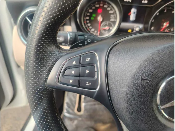 Car image 41