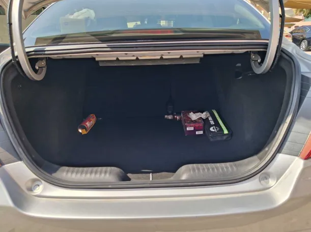 Car image 20