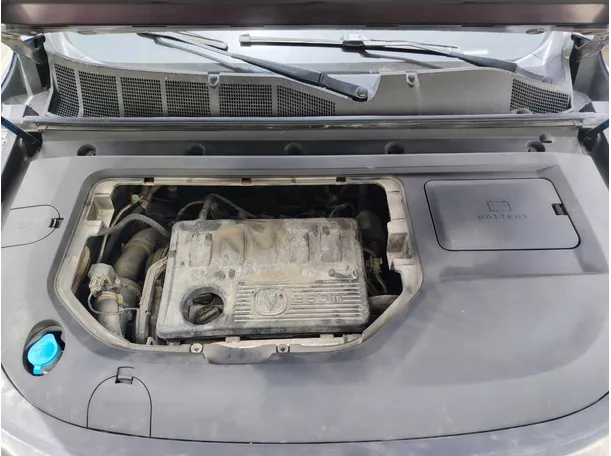 Car image 33