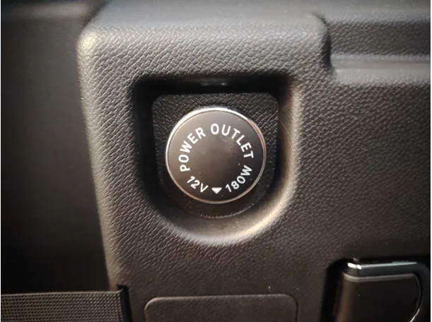 Car image 31