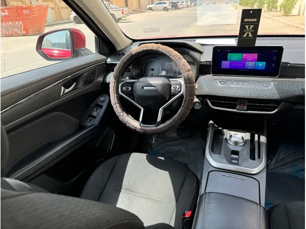 Car image 16