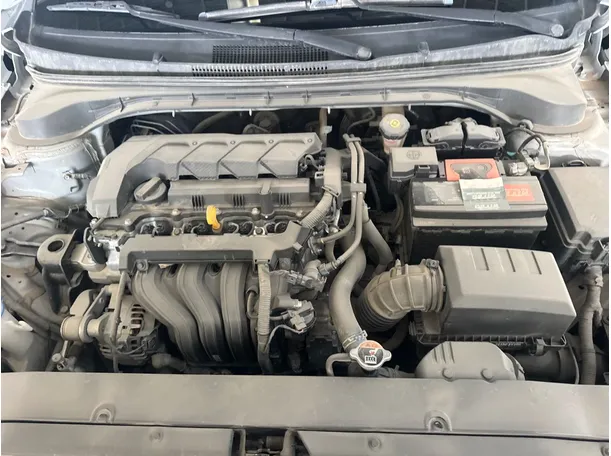 Car image 17