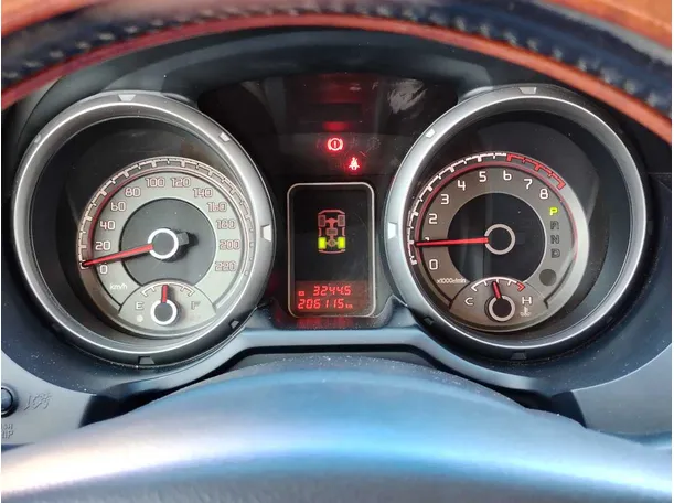 Car image 26
