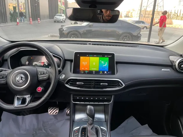 Car image 20
