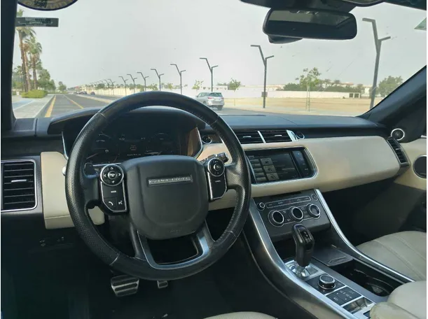 Car image 25