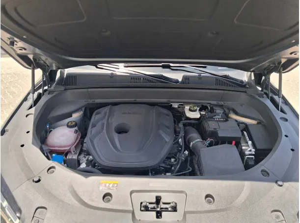 Car image 23