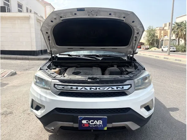 Car image 26
