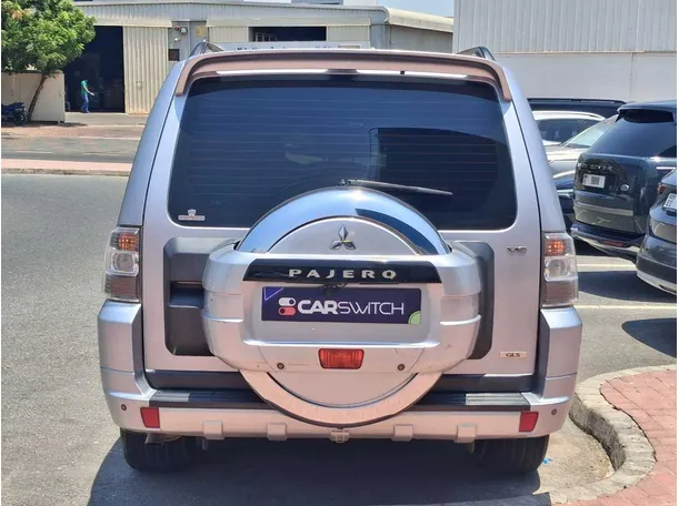 Car image 6