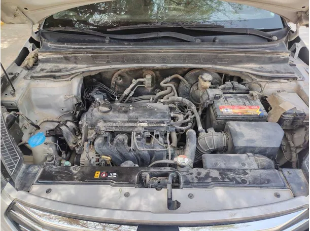 Car image 30