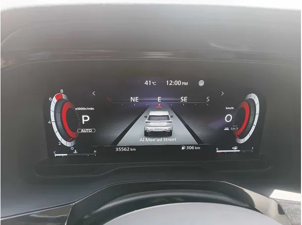 Car image 26