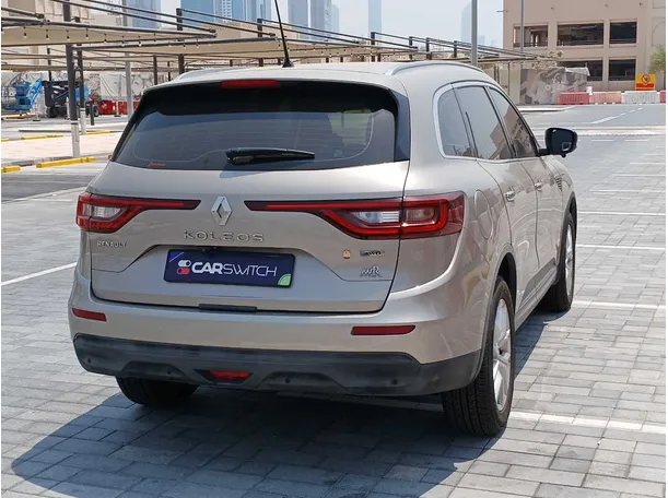 Car image 7