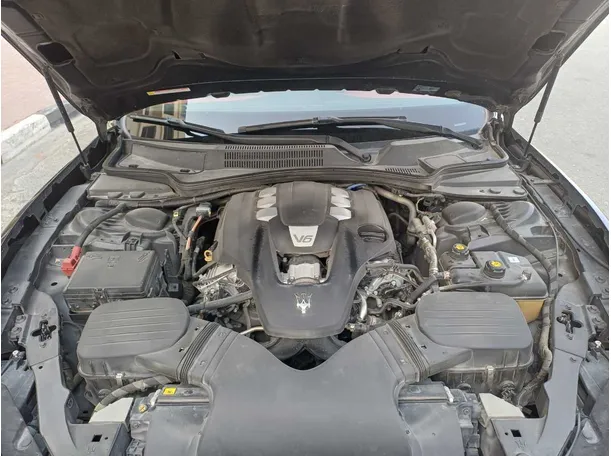 Car image 26