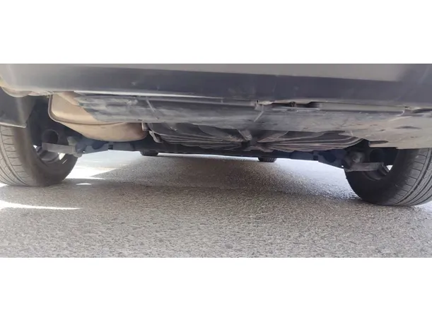 Car image 29