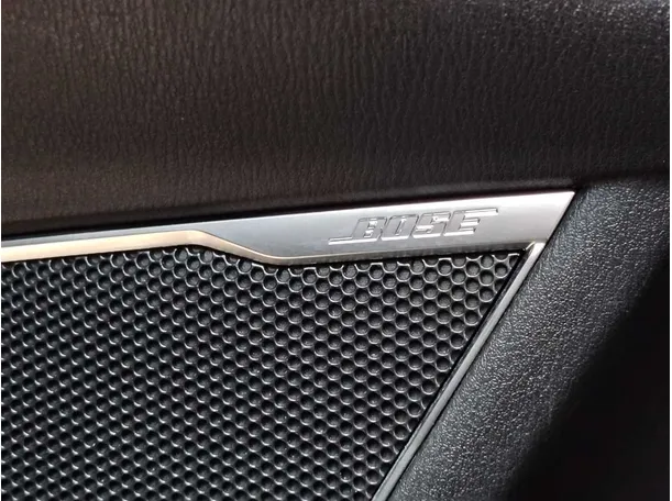 Car image 35