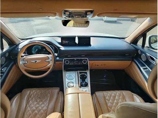 Car image 21