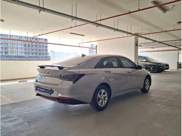 Car image 6