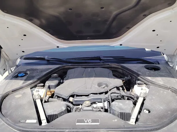 Car image 36