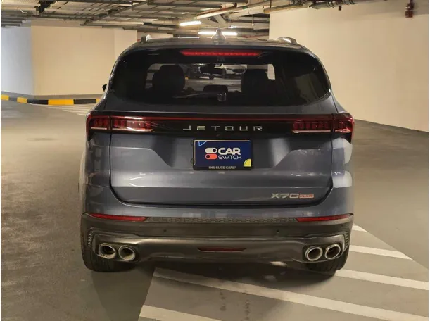 Car image 6