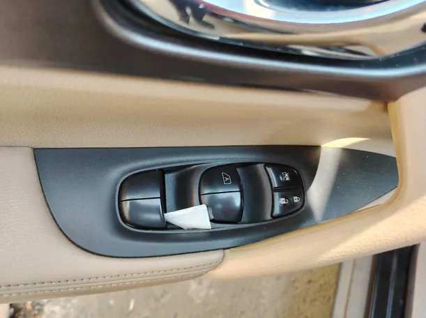Car image 31