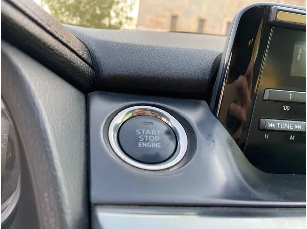 Car image 22