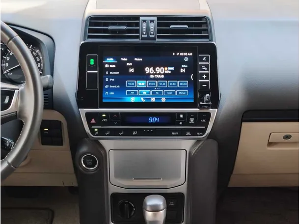 Car image 23