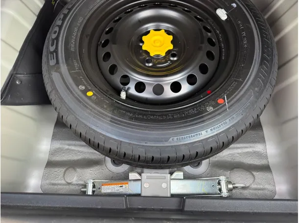 Car image 22