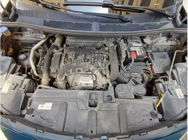 Car image 20