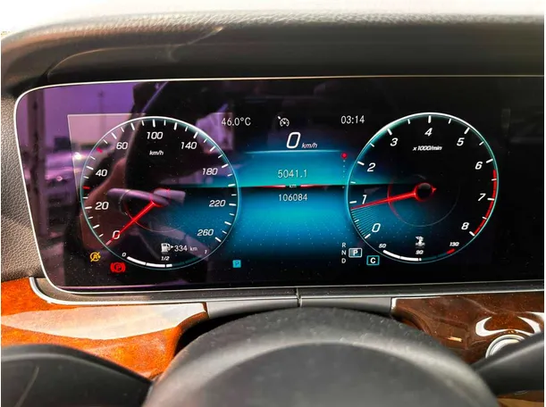 Car image 23