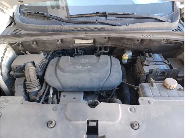 Car image 25