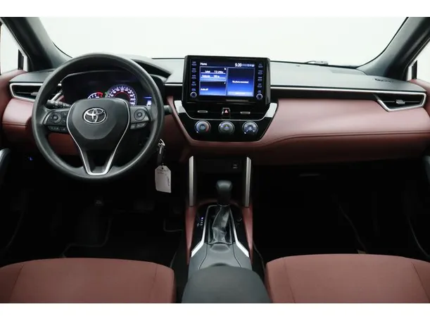 Car image 14