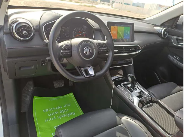 Car image 11