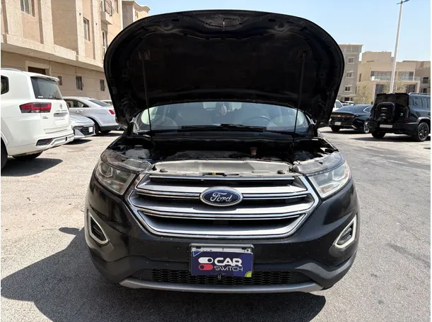 Car image 26