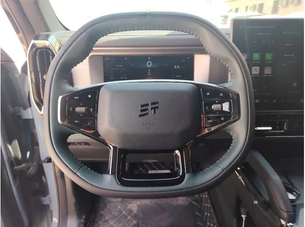 Car image 22