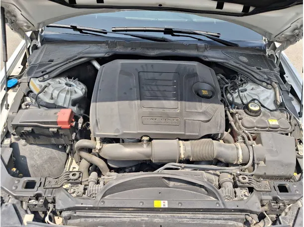 Car image 22